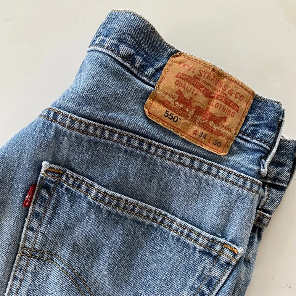 LEVI’S 550 Mens Dad Jeans Size 34x30 Medium light wash